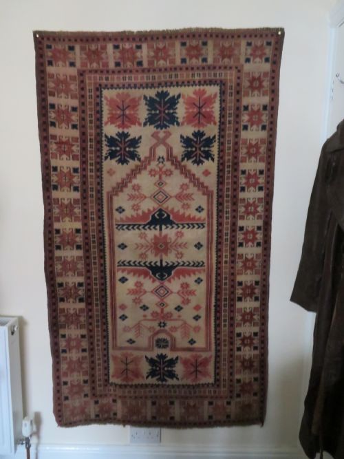 RARE IVORY GROUND OLD TURKISH BERGAMA PRAYER RUG NORTH WEST ANATOLIA 175CM X 102CM - ADDITIONAL PHOTO 1