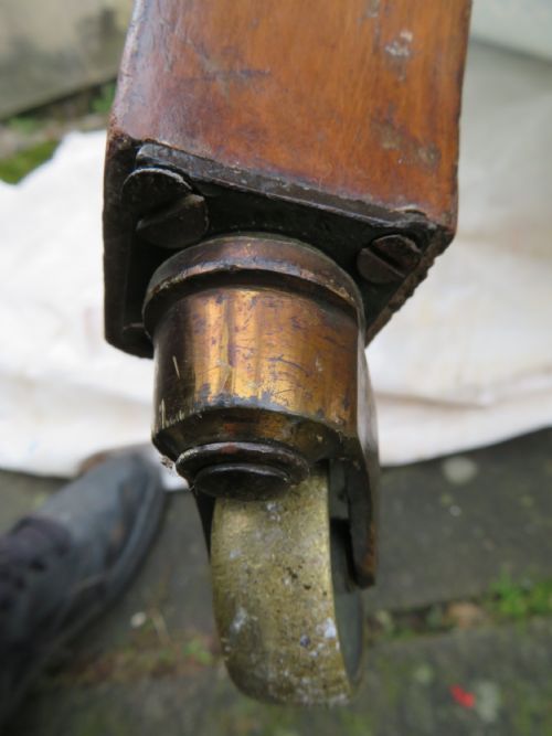 EARLY HOWARD AND SONS WILLOUGHBY ARMCHAIR - ADDITIONAL PHOTO 14