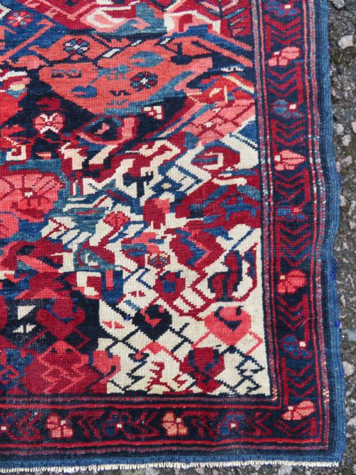 FASCINATING ARCHAIC ANTIQUE CAUCASIAN KUBA RUG 156CM X 115CM - ADDITIONAL PHOTO 9