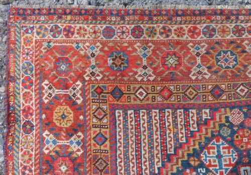 EARLY ANTIQUE KHAMSEH TRIBAL CARPET ARABJABBAREH TRIBE SHEKARLU BORDER 305CM X 183CM - ADDITIONAL PHOTO 12