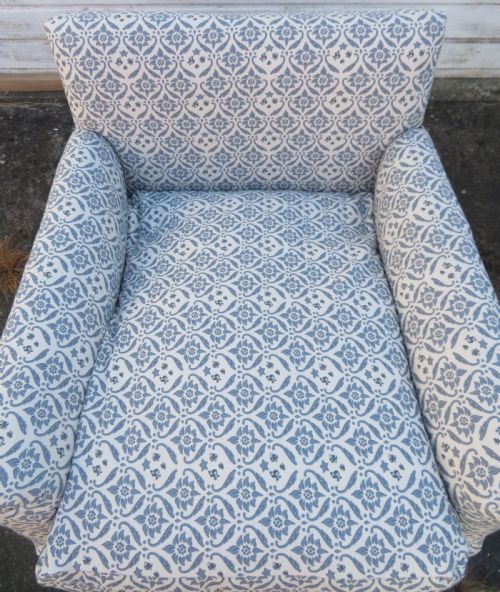 HOWARD AND SONS INGLEBY ARMCHAIR - ADDITIONAL PHOTO 7
