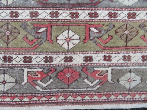 LARGE OLD TURKISH MELAS CARPET 247CM X 155CM - ADDITIONAL PHOTO 9