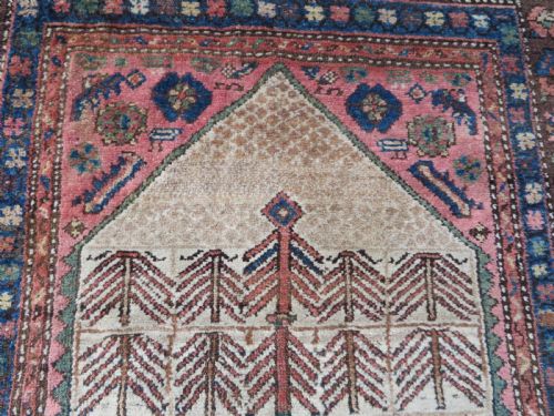 ANTIQUE KURDISH TRIBAL RUG 206CM X 117CM - ADDITIONAL PHOTO 4