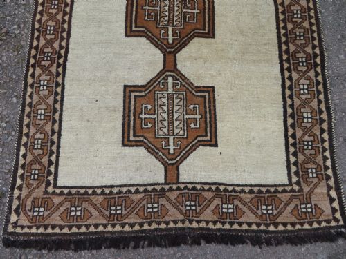 ANTIQUE GABBEH LONG TRIBAL RUG 239CM X 117CM - ADDITIONAL PHOTO 2
