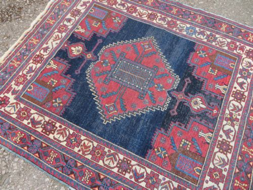ANTIQUE AFSHAR TRIBAL RUG 132CM X 114CM - ADDITIONAL PHOTO 7