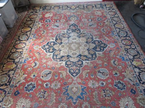 ANTIQUE TABRIZ CARPET 366CM X 275CM - ADDITIONAL PHOTO 4