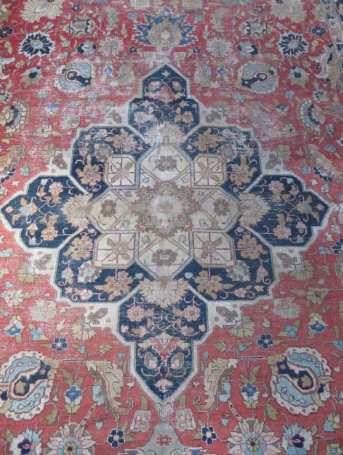 ANTIQUE TABRIZ CARPET 366CM X 275CM - ADDITIONAL PHOTO 5