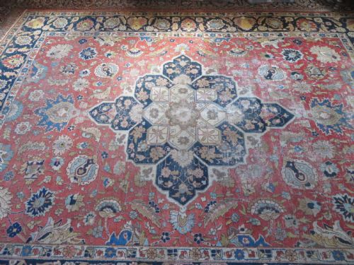 ANTIQUE TABRIZ CARPET 366CM X 275CM - ADDITIONAL PHOTO 11