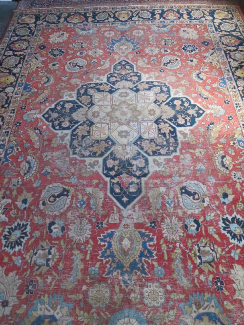 ANTIQUE TABRIZ CARPET 366CM X 275CM - ADDITIONAL PHOTO 3