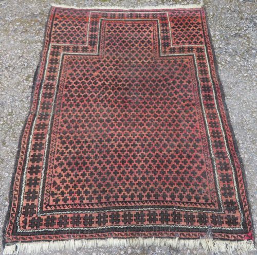 ANTIQUE DISTRESSED BALUCH PRAYER RUG 160CM X 123CM