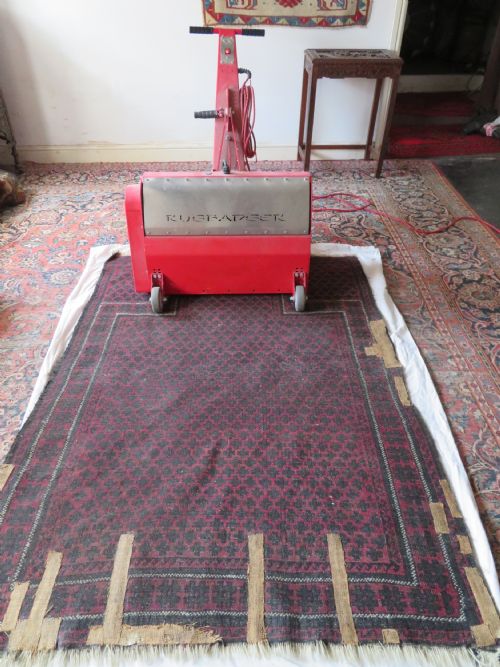 ANTIQUE DISTRESSED BALUCH PRAYER RUG 160CM X 123CM - ADDITIONAL PHOTO 15