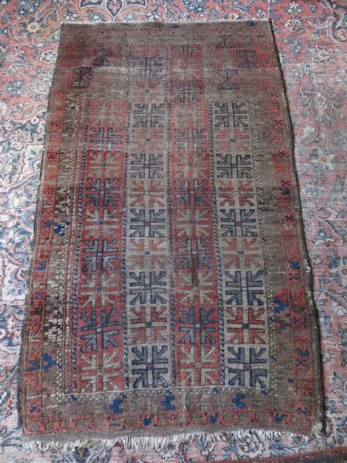 DISTRESSED ANTIQUE TRIBAL BALUCH PRAYER RUG150CM X 90CM - ADDITIONAL PHOTO 9