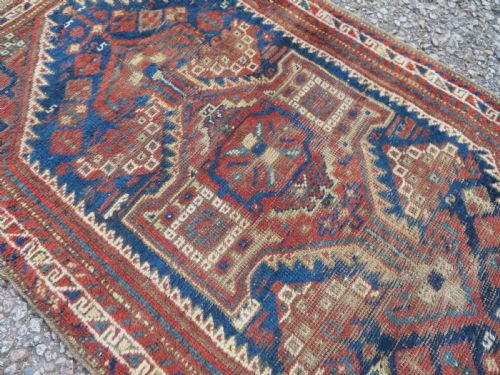 AUTHENTIC DISTRESSED ANTIQUE KHAMSEH TRIBAL RUG 133CM X 85CM - ADDITIONAL PHOTO 7