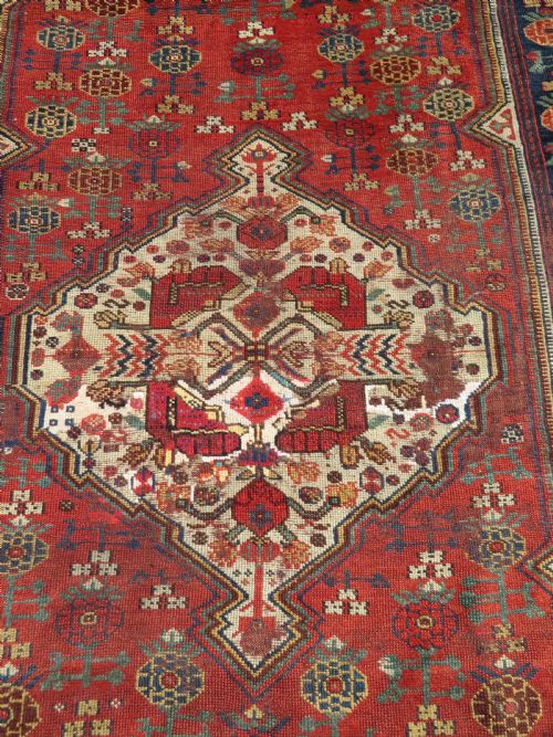 DISTRESSED ANTIQUE KHAMSEH TRIBAL RUG 211CM X 137CM - ADDITIONAL PHOTO 2