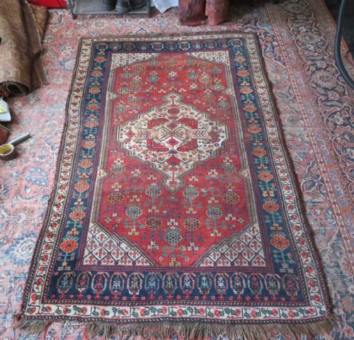 DISTRESSED ANTIQUE KHAMSEH TRIBAL RUG 211CM X 137CM - ADDITIONAL PHOTO 19