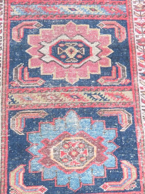 DISTRESSED ANTIQUE NORTH WEST PERSIAN LONG RUG 197CM X 104CM - ADDITIONAL PHOTO 2