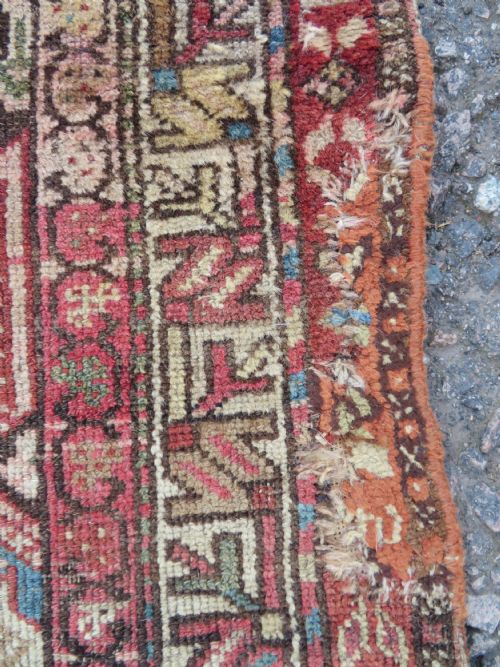 DISTRESSED ANTIQUE SARAB TRIBAL RUG 194CM X 132CM - ADDITIONAL PHOTO 5