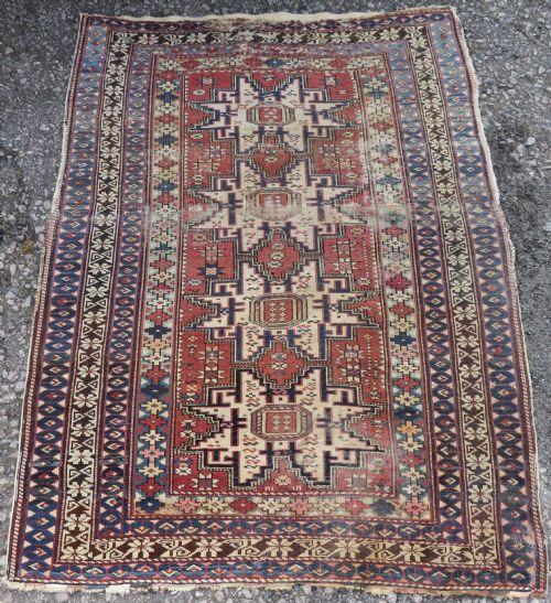 DISTRESSED ANTIQUE CAUCASIAN DAGHESTAN RUG 132CM X 102CM