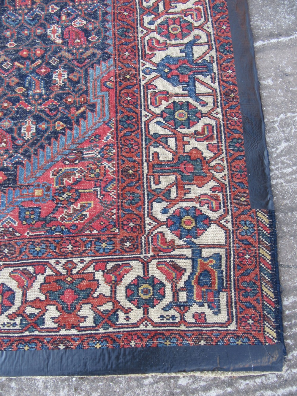 BEAUTIFUL ATTRACTIVE LARGE ANTIQUE KURDISH RUG. FINE LUMINOUS COLOURS & HERATI PATTERN. View XXVI