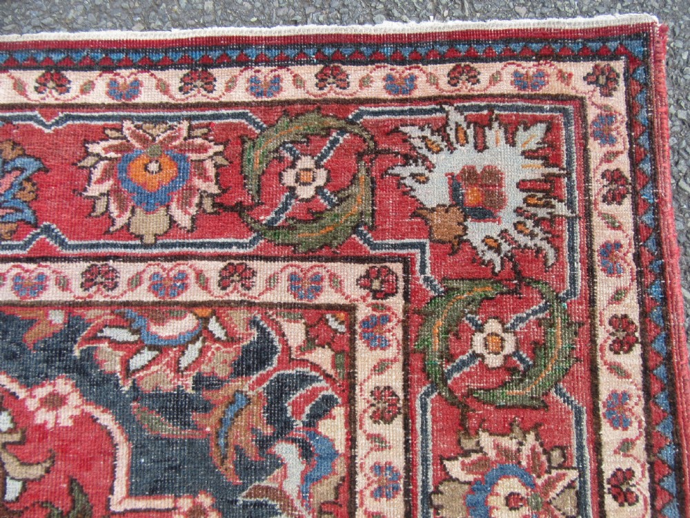 ANTIQUE COUNTRY HOUSE SHABBY CHIC ARAK SARUQ SAROUK LONG RUG RUNNER. SIX MEDALLION CARTOUCHE PATTERN View XIII