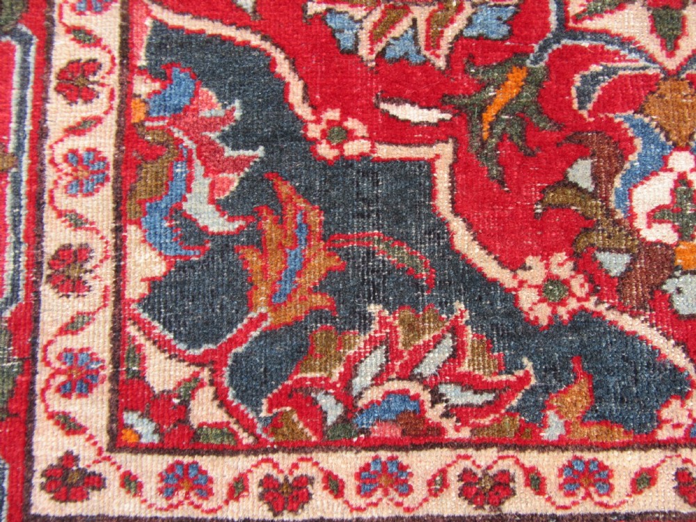 ANTIQUE COUNTRY HOUSE SHABBY CHIC ARAK SARUQ SAROUK LONG RUG RUNNER. SIX MEDALLION CARTOUCHE PATTERN View XVIII