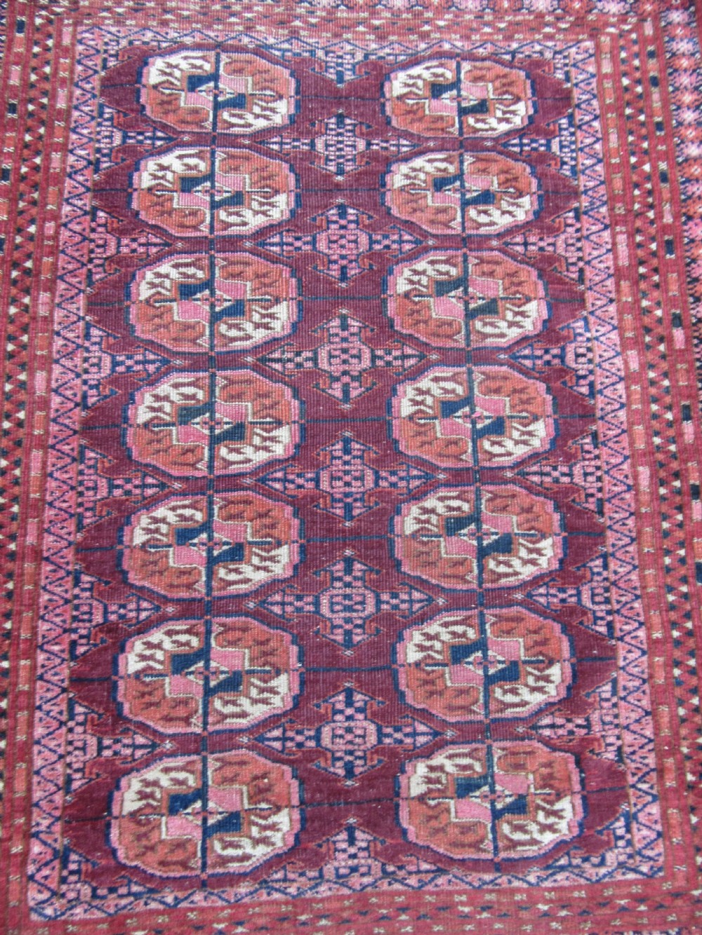 ANTIQUE COUNTRY HOUSE SHABBY CHIC SMALL SARYK TURKMEN RUG. View V