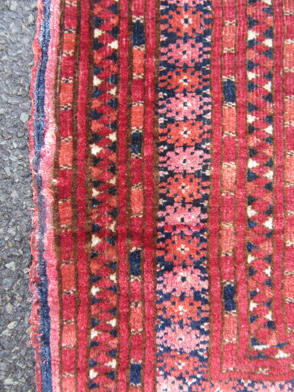 ANTIQUE COUNTRY HOUSE SHABBY CHIC SMALL SARYK TURKMEN RUG. View XI