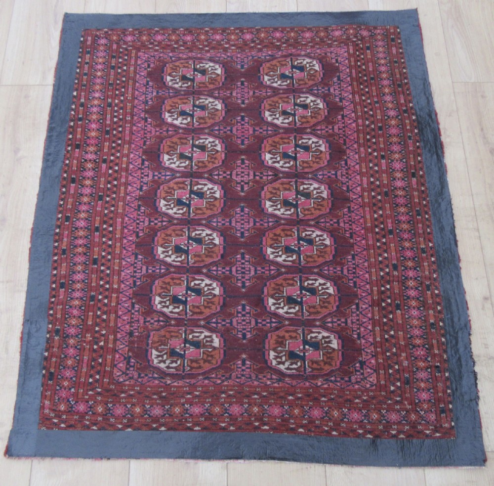 ANTIQUE COUNTRY HOUSE SHABBY CHIC SMALL SARYK TURKMEN RUG. View XIX