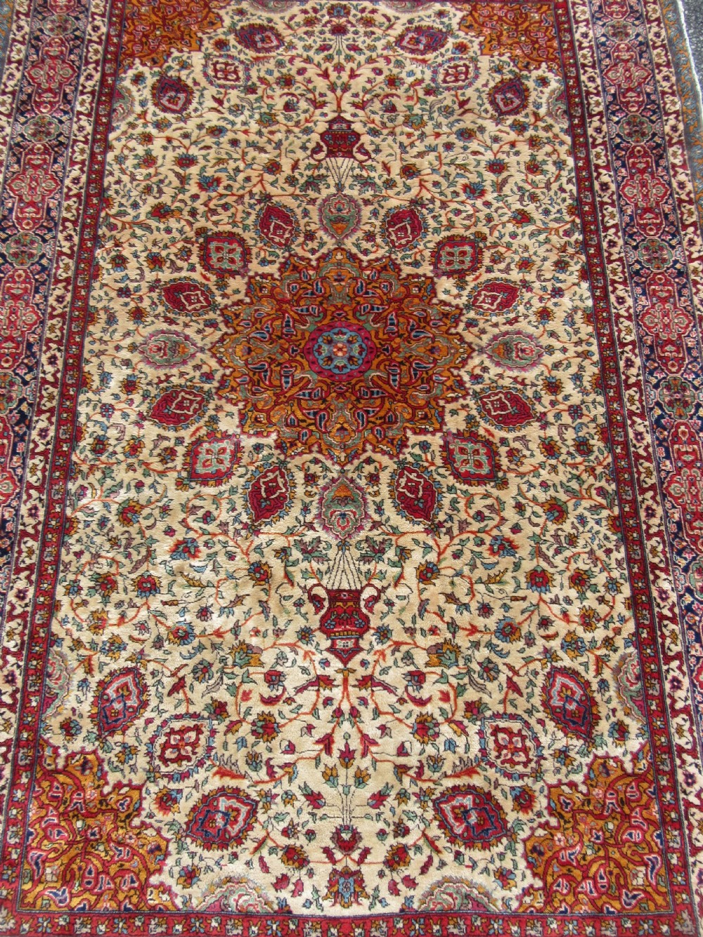 A VERY FINE ANTIQUE INDIAN RUG OF ARDABIL DESIGN. EXCEPTIONAL QUALITY KURK WOOL. View V