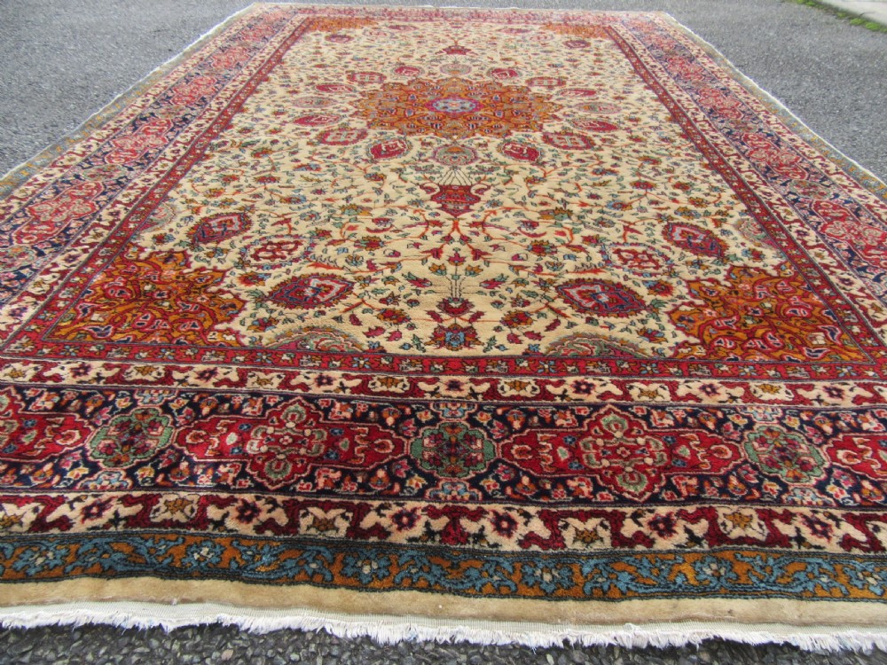 A VERY FINE ANTIQUE INDIAN RUG OF ARDABIL DESIGN. EXCEPTIONAL QUALITY KURK WOOL. View VI