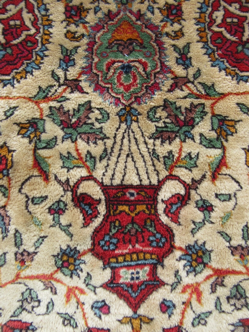 A VERY FINE ANTIQUE INDIAN RUG OF ARDABIL DESIGN. EXCEPTIONAL QUALITY KURK WOOL. View XIII