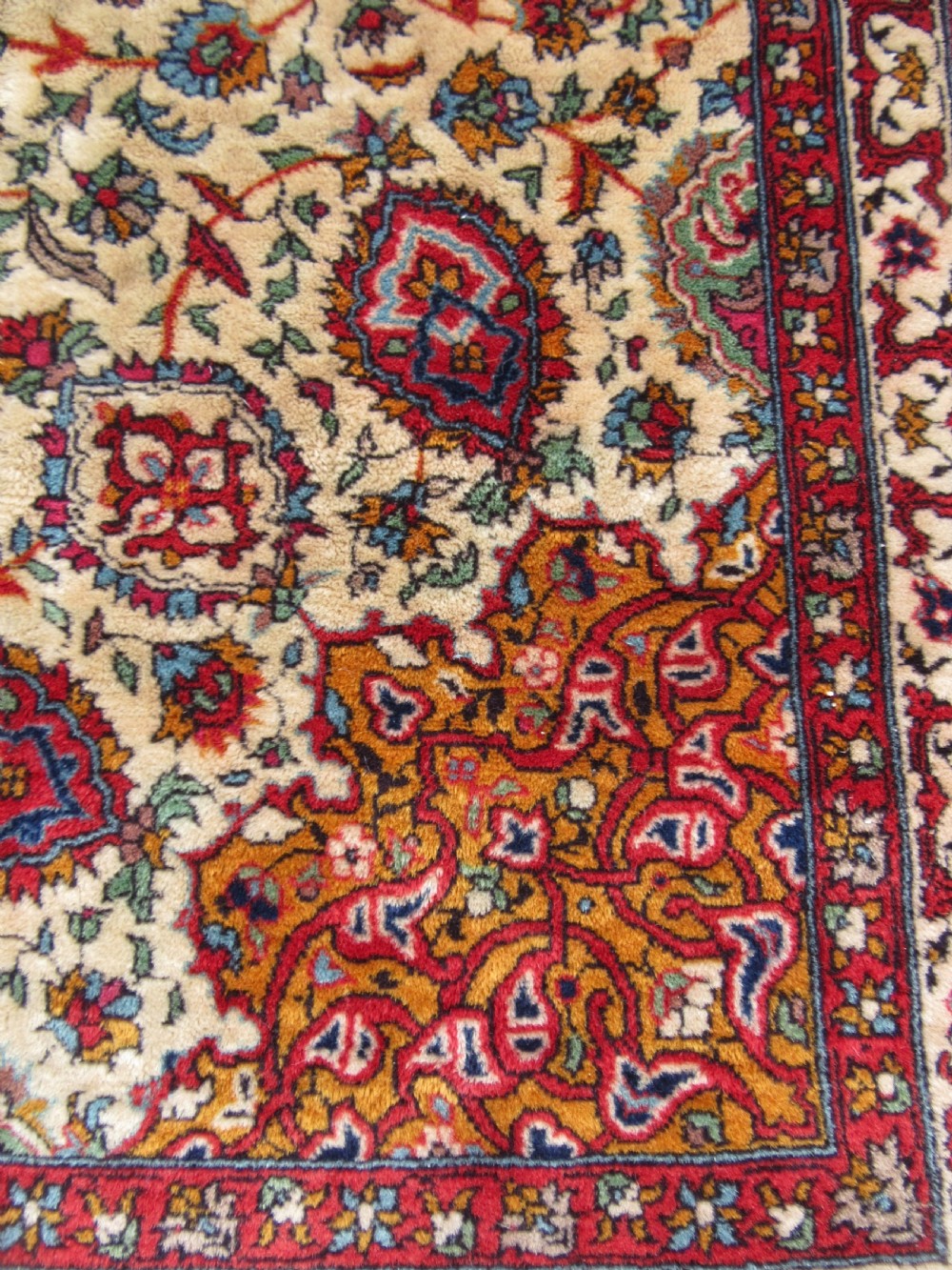 A VERY FINE ANTIQUE INDIAN RUG OF ARDABIL DESIGN. EXCEPTIONAL QUALITY KURK WOOL. View XIV