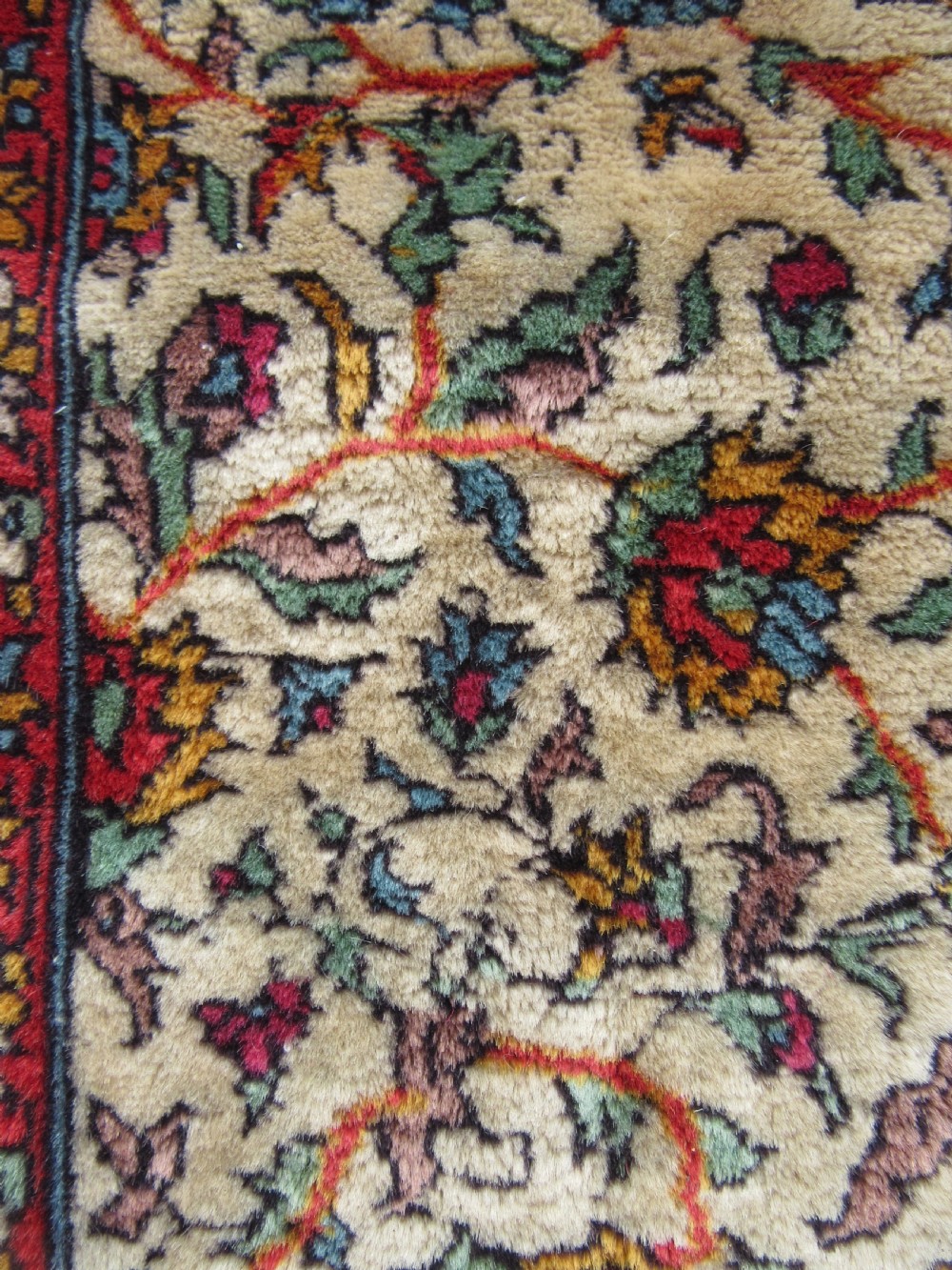 A VERY FINE ANTIQUE INDIAN RUG OF ARDABIL DESIGN. EXCEPTIONAL QUALITY KURK WOOL. View XXIII