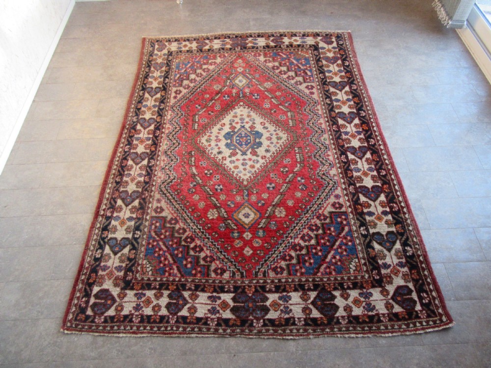 ANTIQUE COUNTRY HOUSE BAKHTIARI KURDISH RUG WITH A QASHQAI RUG PATTERN. 208CM X 159CM. View XXIII