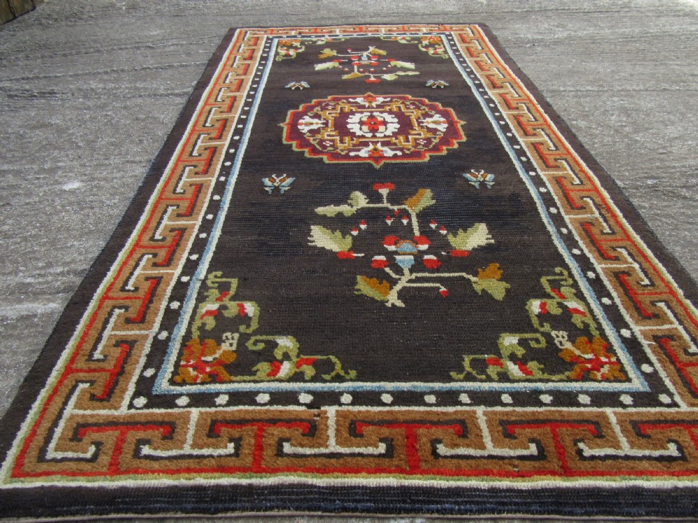 ANTIQUE COUNTRY HOUSE CHINESE TIBETAN RUG. WITH FLOWER SPRIGS & BUTTERFLIES View VI