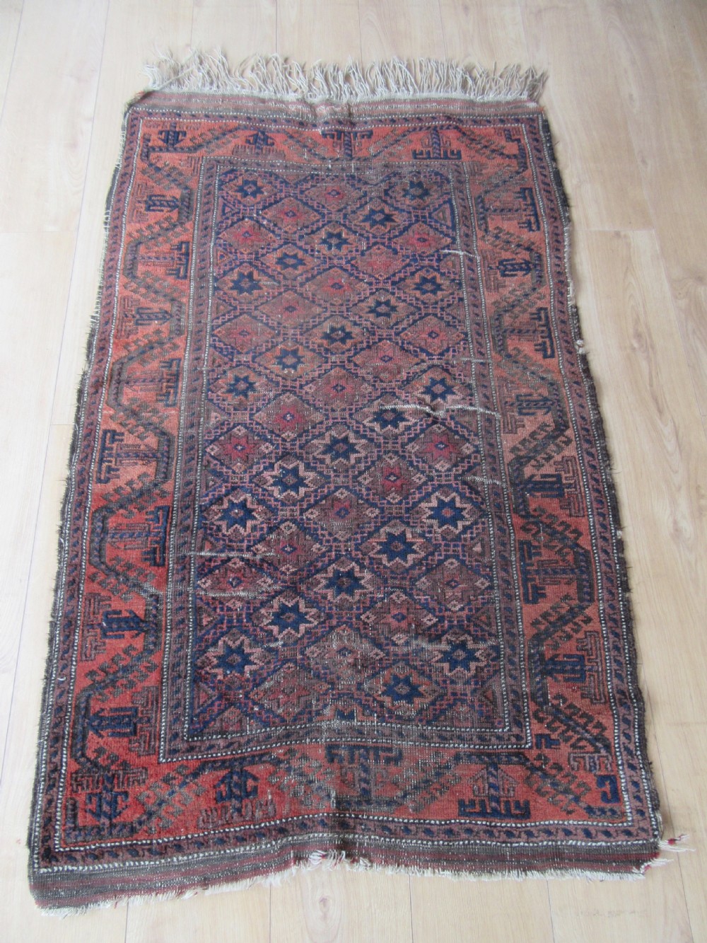 ANTIQUE COUNTRY HOUSE SHABBY CHIC BALUCH RUG. STAR ROSETTE DESIGN View XXII