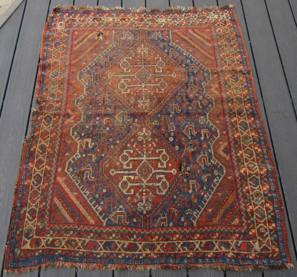 ANTIQUE COUNTRY HOUSE SHABBY CHIC QASHQAI RUG. PLETHORA OF BIRD MOTIFS. View II