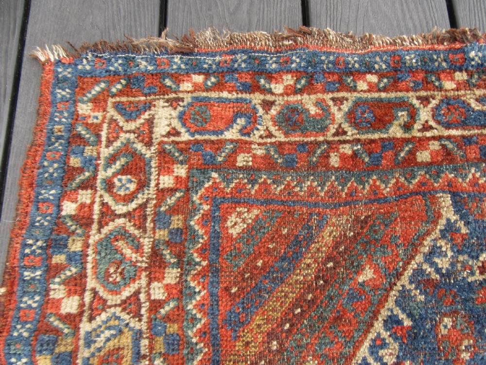 ANTIQUE COUNTRY HOUSE SHABBY CHIC QASHQAI RUG. PLETHORA OF BIRD MOTIFS. View IX