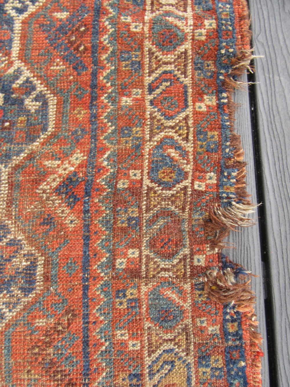 ANTIQUE COUNTRY HOUSE SHABBY CHIC QASHQAI RUG. PLETHORA OF BIRD MOTIFS. View XIV