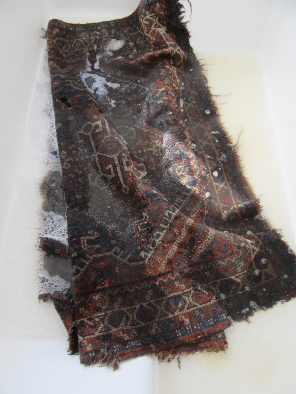 ANTIQUE COUNTRY HOUSE SHABBY CHIC QASHQAI RUG. PLETHORA OF BIRD MOTIFS. View XXIV