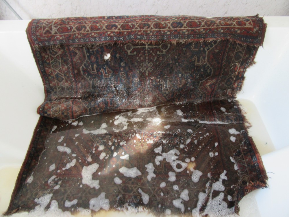 ANTIQUE COUNTRY HOUSE SHABBY CHIC QASHQAI RUG. PLETHORA OF BIRD MOTIFS. View XXV