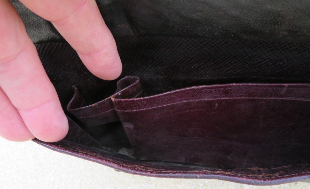 DARK BROWN LEATHER GLADSTONE DOCTOR'S MEDICAL BAG CASE. RED SILK MOIRE INTERIOR View XVI