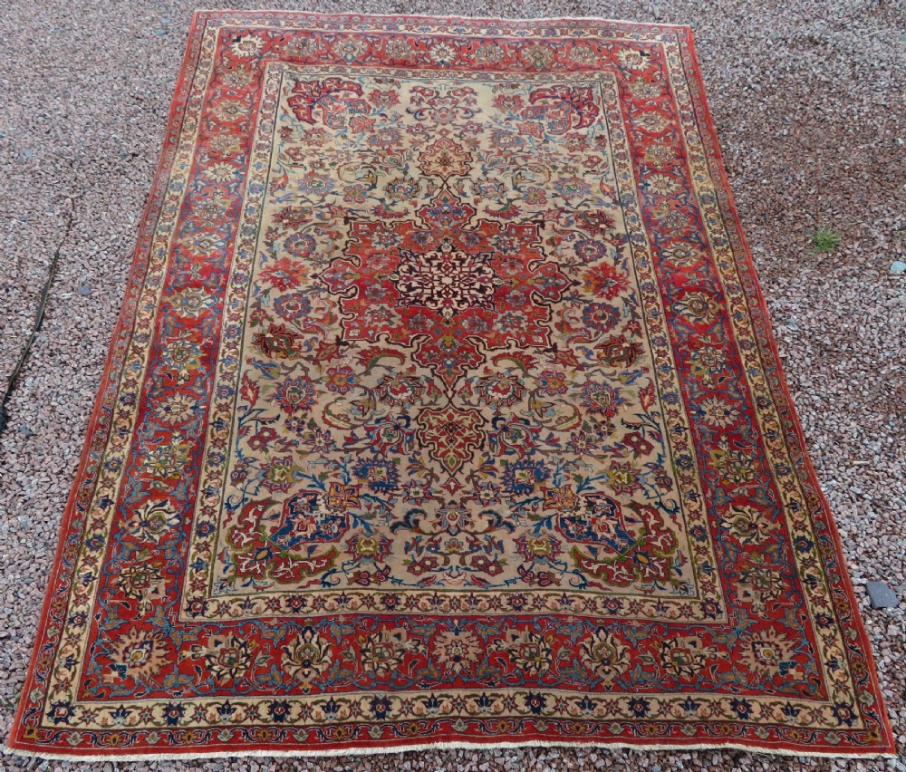 ANTIQUE NAJAFABAD ISFAHAN RUG. VERY FINE WEAVE WITH VELVETY WOOL PILE. View II