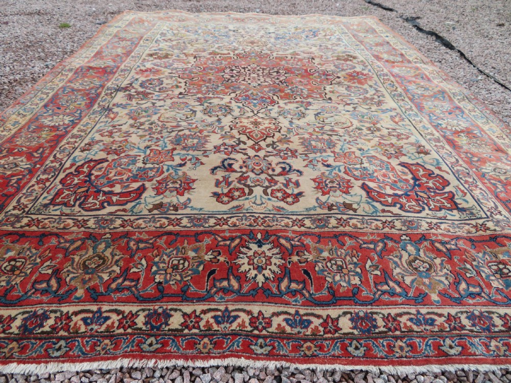 ANTIQUE NAJAFABAD ISFAHAN RUG. VERY FINE WEAVE WITH VELVETY WOOL PILE. View VI