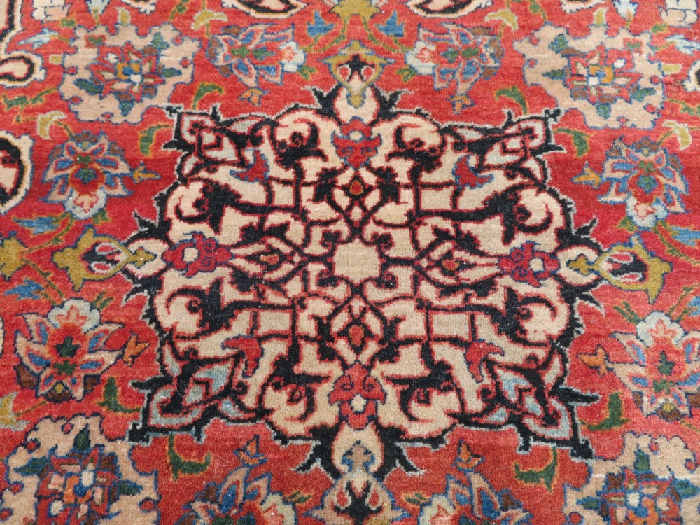 ANTIQUE NAJAFABAD ISFAHAN RUG. VERY FINE WEAVE WITH VELVETY WOOL PILE. View IX