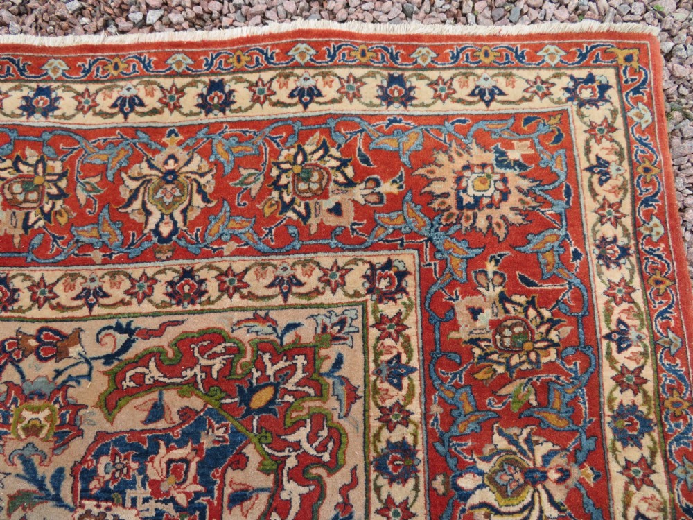 ANTIQUE NAJAFABAD ISFAHAN RUG. VERY FINE WEAVE WITH VELVETY WOOL PILE. View X