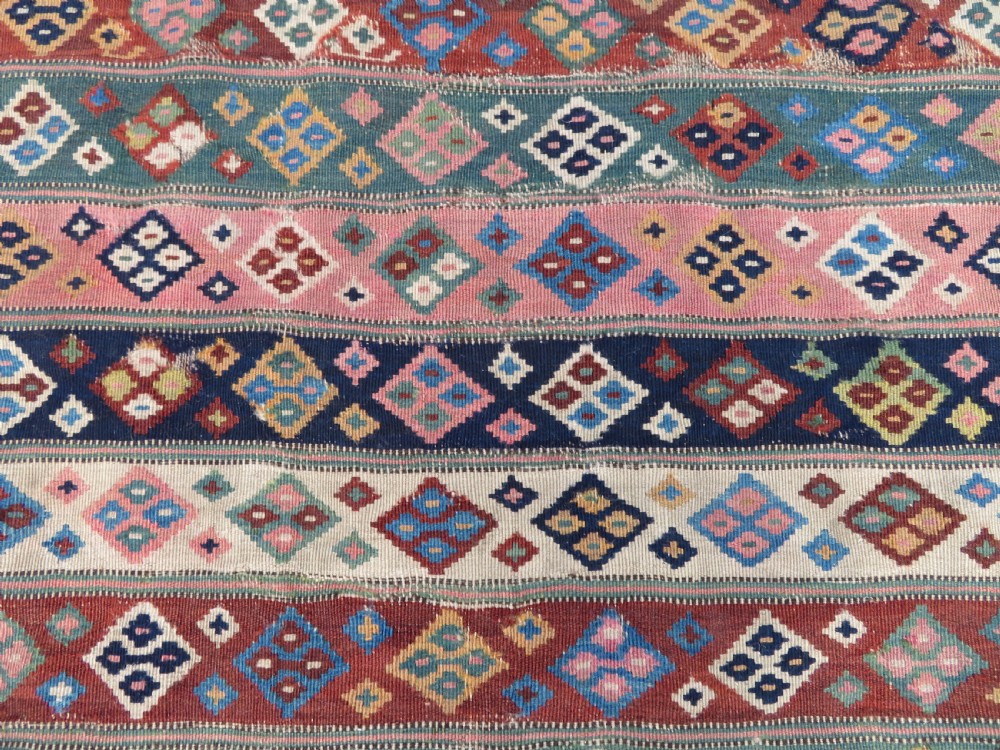 KILIM View V