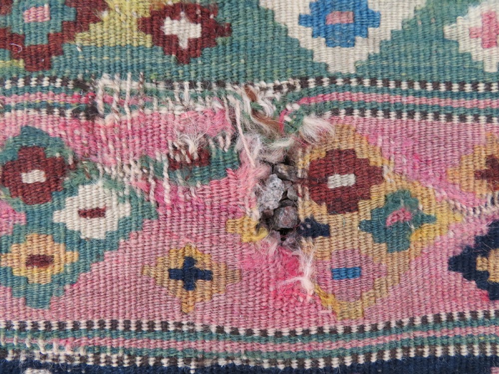 KILIM View X