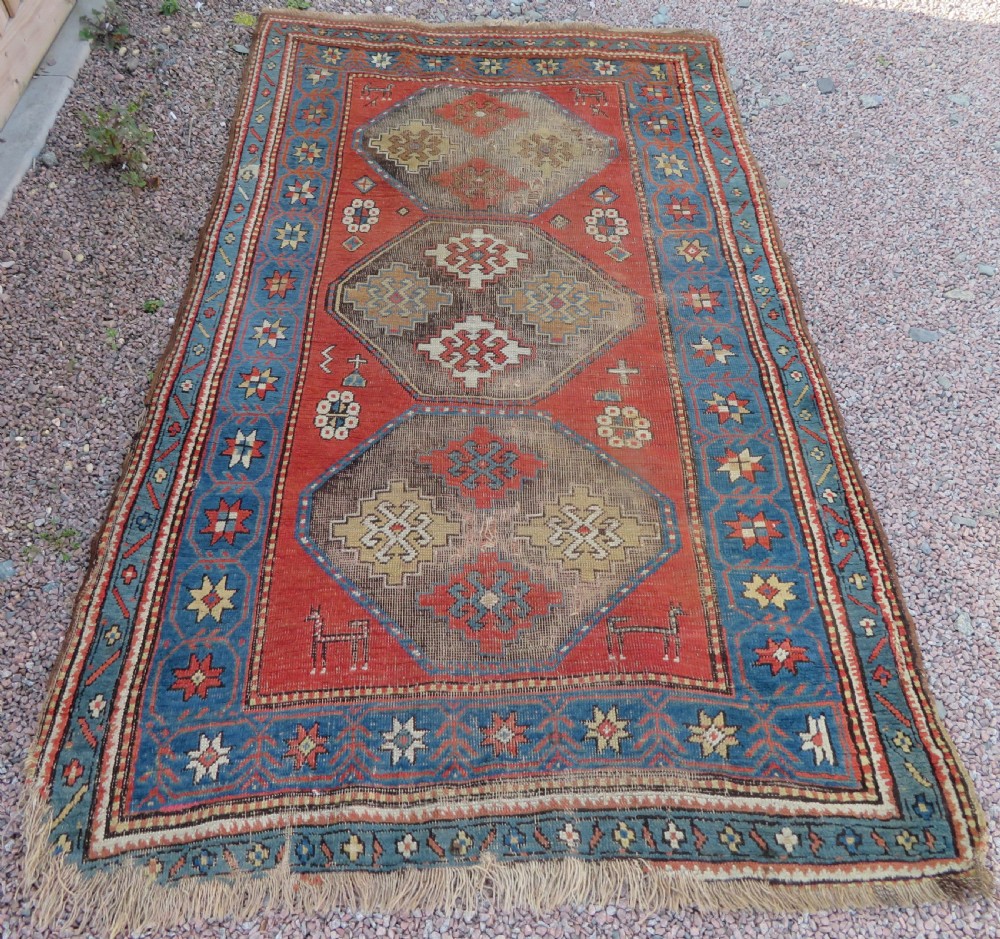 ANTIQUE SHABBY CHIC CAUCASIAN KAZAK LARGE RUG. ANIMALS & BIRDS.