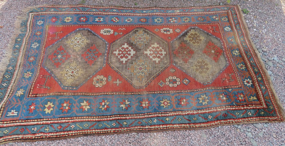 ANTIQUE SHABBY CHIC CAUCASIAN KAZAK LARGE RUG. ANIMALS & BIRDS. View III
